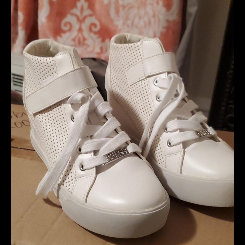 Guess Wedges